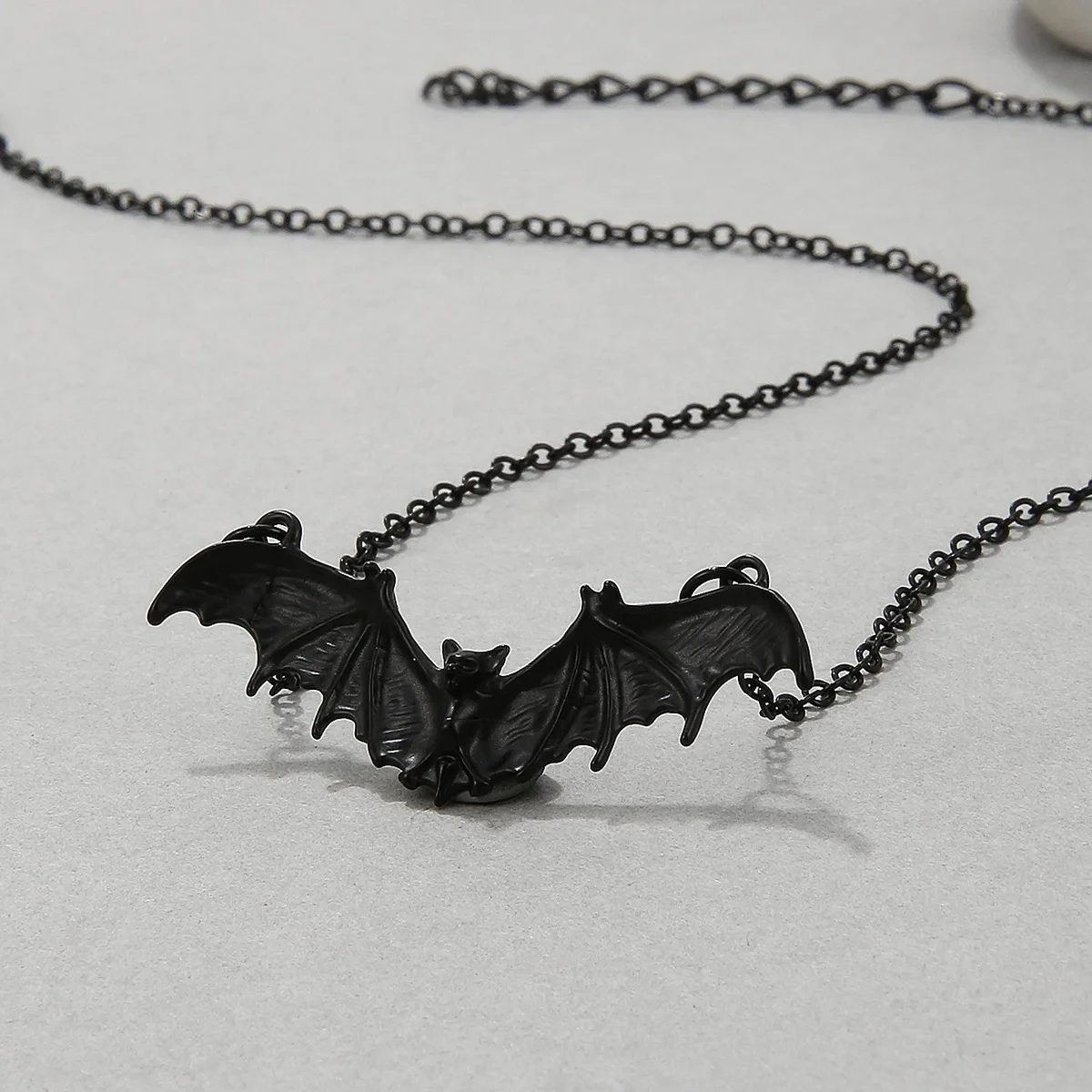 สร้อยคอจี้รูปค้างคาวสไตล์เรโทร - Men Accessories Neck Chain บทวิจารณ์และราคา
